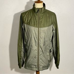 L.L. Bean Green Casco Bay Windbreaker Jacket Women’s Size L Two Toned Packable